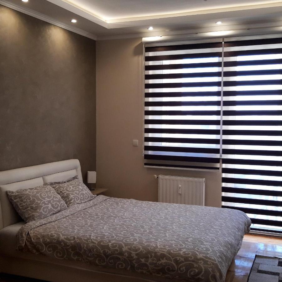 Apartman Studio Niki Subotica Exteriör bild