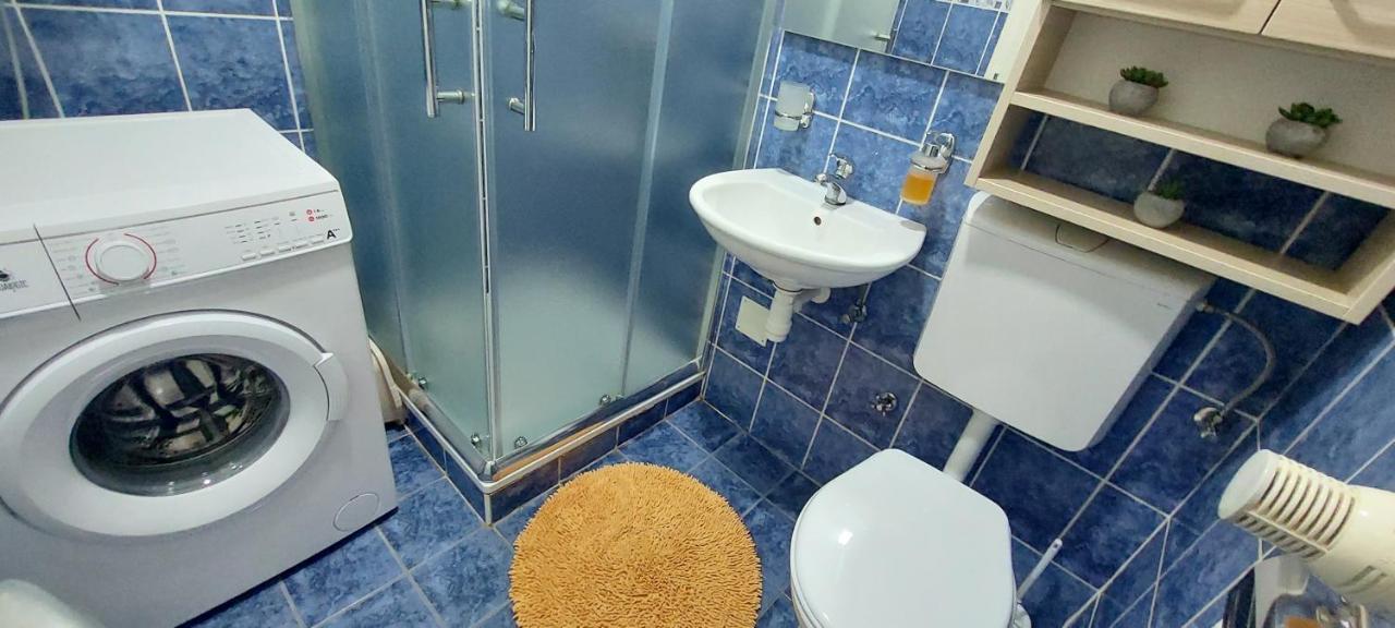 Apartman Studio Niki Subotica Exteriör bild